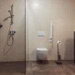 Hisa Na Ravnah 3* Pišece