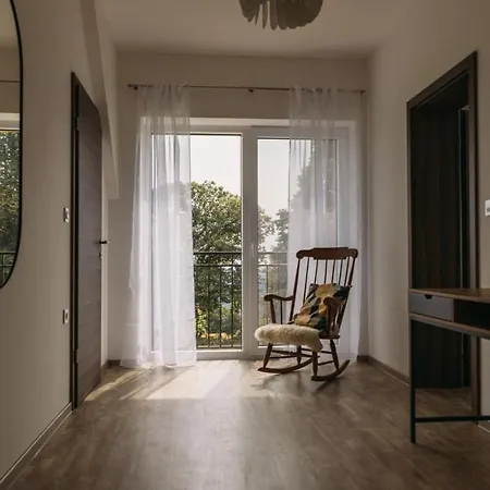 Hisa Na Ravnah 3* Pišece