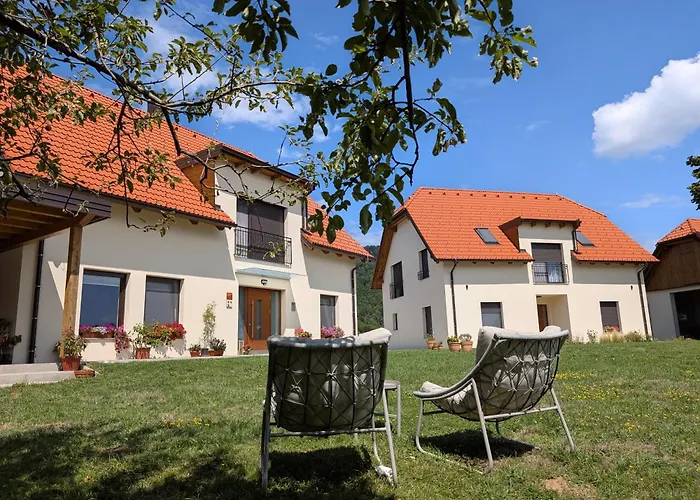 Hisa Na Ravnah Gasthuis 3*